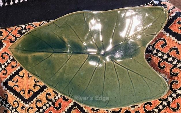 Green Leaf Dish by Maria Spies